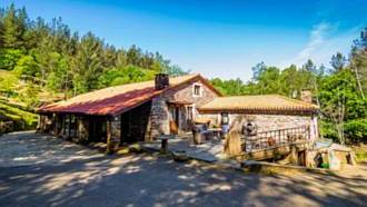 accommodation on the camino frances - walking hiking camino de santiago